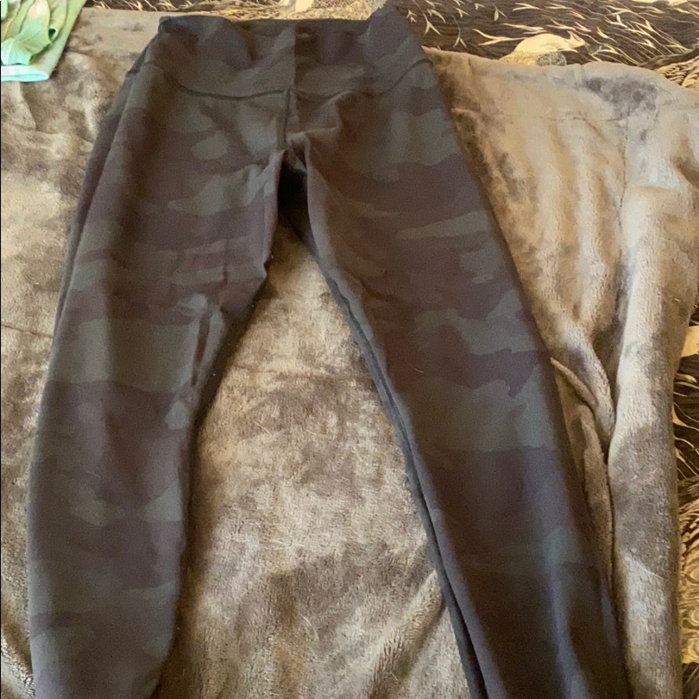 Alo leggings
